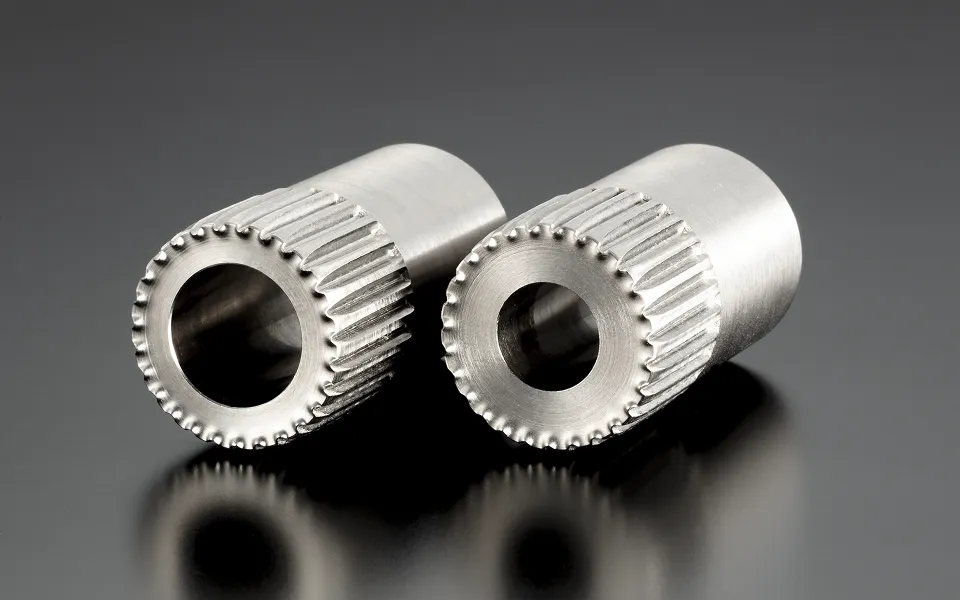 UHD(中空転造ダイス)